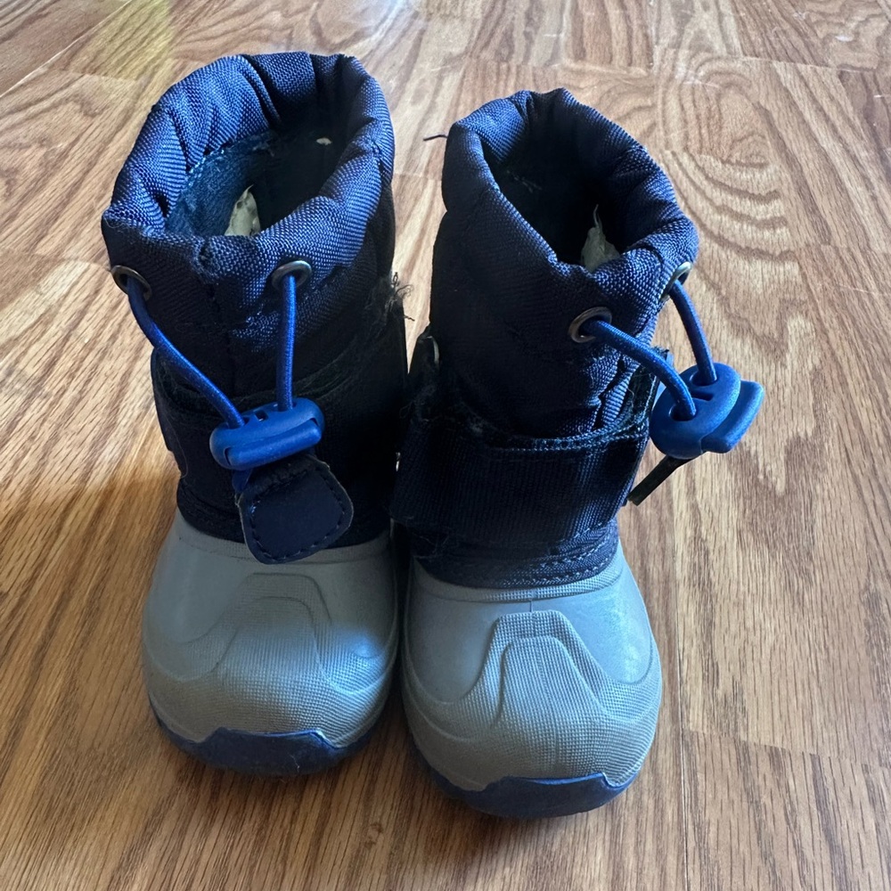 Thermolite Waterproof Kid’s Snowboots blue size 4